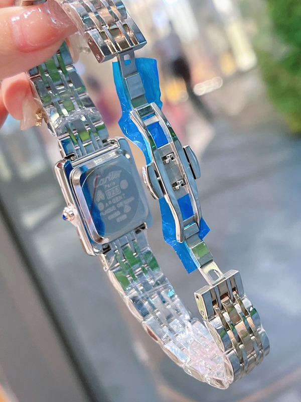 ブランド時計角部分ディテール